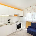 Apartment Mise