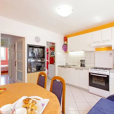 Mise Apartament *